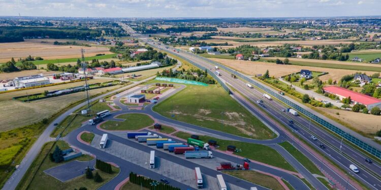 Zatankujemy na MOP-ach Bystrzejowice i Wierzchowiska przy S12/S17