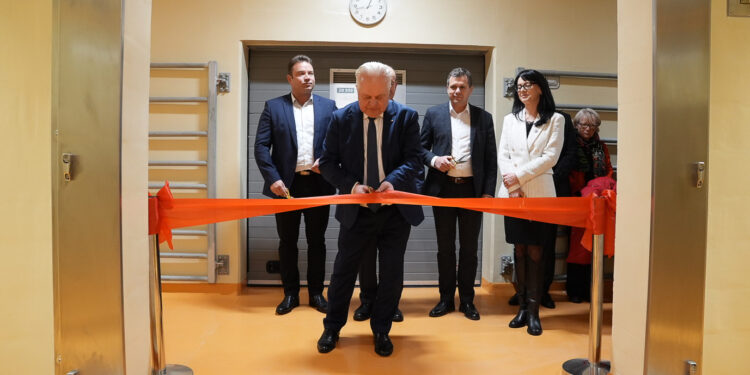 W Puławach PIWet-PIB otwiera zwierzętarnię i laboratorium