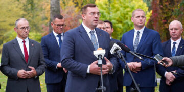 Preferencyjne kredyty, dopłaty i dialog – konferencja ministra Stefana Krajewskiego