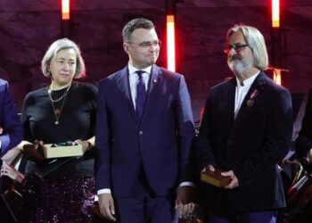 Wręczono medale „Gloria Artis” na 100-lecie Polskiego Radia
