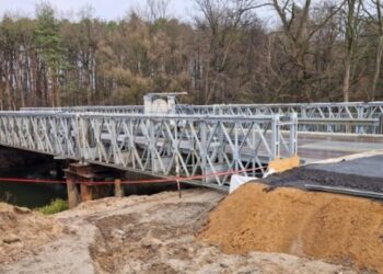 Zbudowano most tymczasowy na rzece Mała Panew