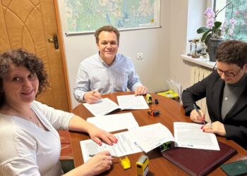 Umowa na remont ulicy Polnej w Pieckach podpisana