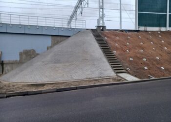 W Ełku powstały pierwsze w Polsce schody wydrukowane w technologii ‎‎3D