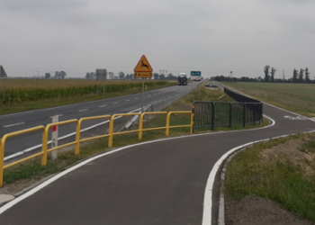 Oddano drogę pieszo-rowerową na DK15 Skotniki – Miłosław