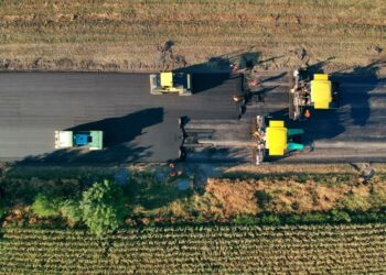 Trwa przetarg na trzy nowe inwestycje drogowe w rejonie Szczecina